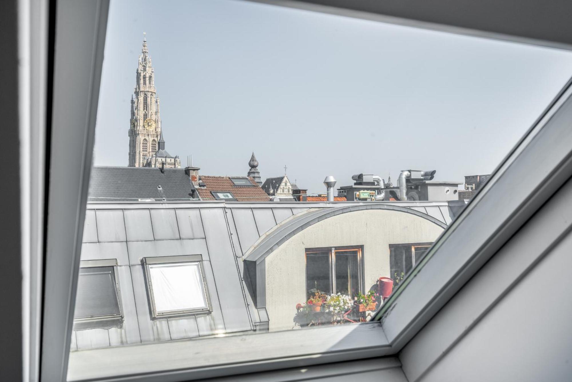 The Fashion Street Residence Antwerp Exterior photo